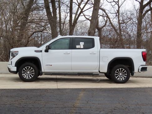 Certified 2023 GMC Sierra 1500 AT4 w/ Technology Package image 7