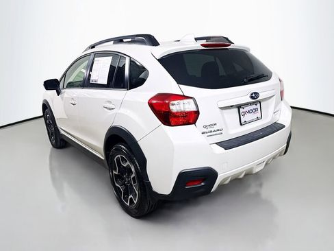 Used 2017 Subaru Crosstrek 2.0i Limited image 5