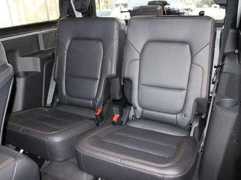 Used 2024 Ford Bronco Badlands w/ Sasquatch Package AWD/4WD image 22