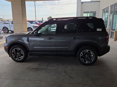 New 2025 Ford Bronco Sport Outer Banks w/ Outer Banks Tech Package+ AWD/4WD image 2