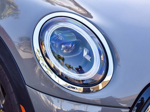 Used 2022 MINI Cooper SE image 8