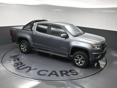 Used 2020 Chevrolet Colorado Z71 AWD/4WD image 33