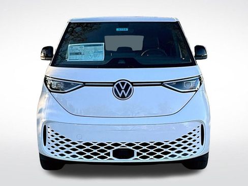 Certified 2025 Volkswagen ID. Buzz Pro S image 2