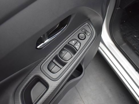 New 2025 Nissan Versa SV w/ Trunk Package image 10