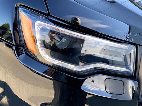 Used 2018 Jeep Grand Cherokee High Altitude AWD/4WD image 26