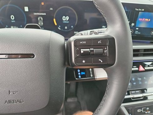 Used 2025 Hyundai Santa Fe Calligraphy image 20