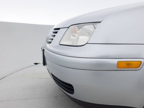 Used 2002 Volkswagen Jetta GLS FWD image 15