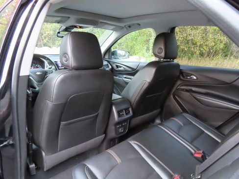 Used 2023 Chevrolet Equinox Premier image 32