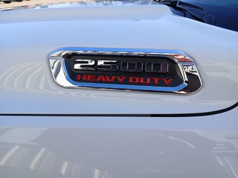 Used 2024 RAM 2500 Tradesman w/ Chrome Appearance Group image 10