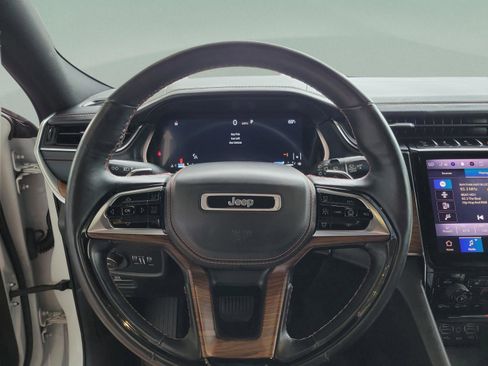 Certified 2022 Jeep Grand Cherokee L Summit w/ Advanced Protech Group IV image 12