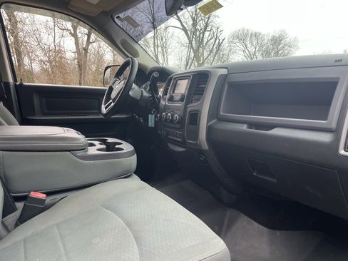 Used 2016 RAM 2500 Tradesman w/ Chrome Appearance Group image 8