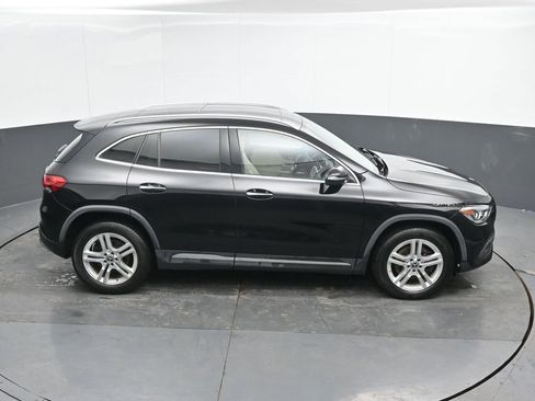 Used 2021 Mercedes-Benz GLA 250 4MATIC image 32