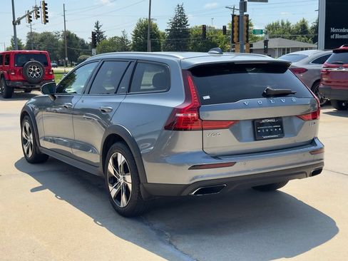 Used 2020 Volvo V60 T5 Cross Country w/ Protection Package Premier AWD/4WD image 7