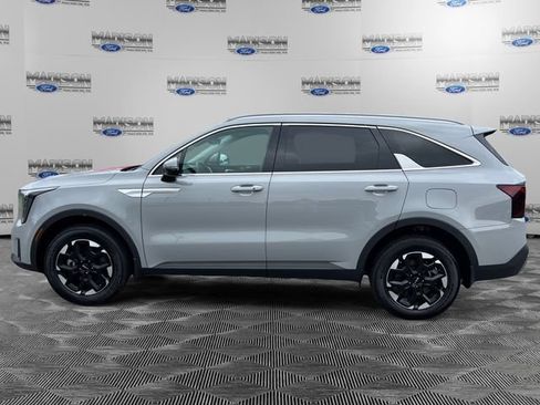 Used 2025 Kia Sorento S w/ Panoramic Sunroof Package AWD/4WD image 2