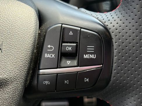 Used 2023 Ford Escape ST-Line FWD image 23
