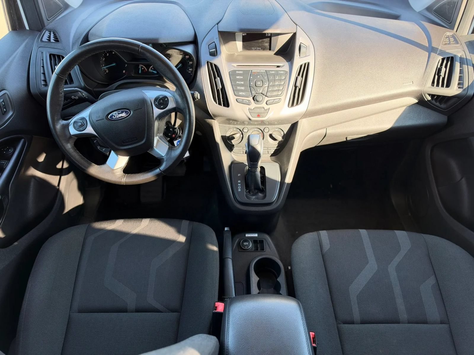 Used 2017 Ford Transit Connect XLT FWD image 13