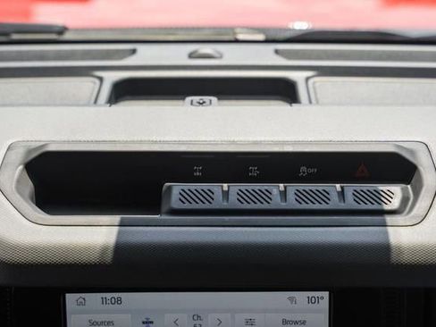 Used 2023 Ford Bronco Black Diamond image 24