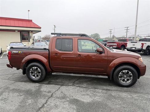 Used 2016 Nissan Frontier PRO-4X w/ Pro-4x Luxury Package image 4