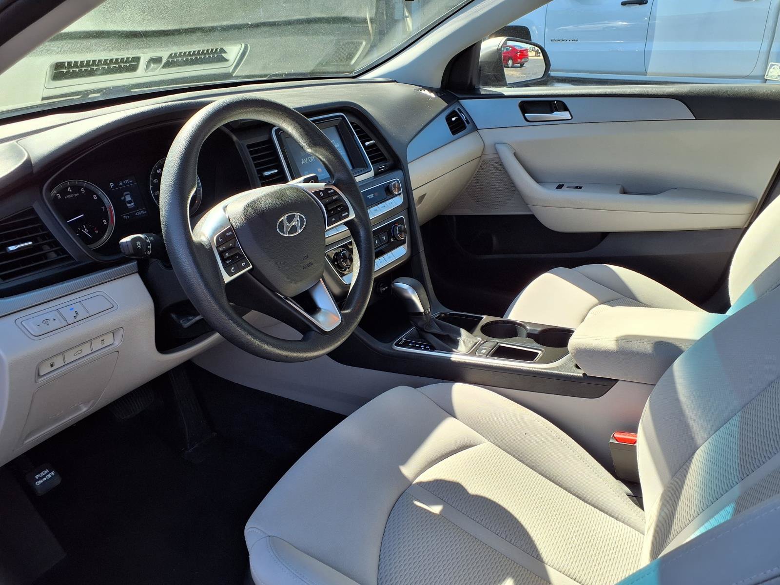 Used 2019 Hyundai Sonata ECO FWD image 4