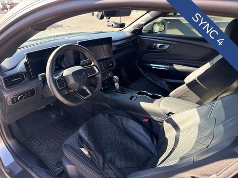 Used 2025 Ford Mustang Coupe RWD image 10