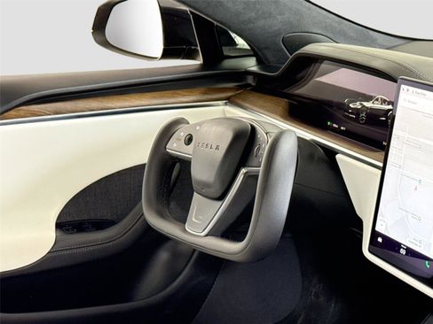 Used 2021 Tesla Model S Long Range image 34