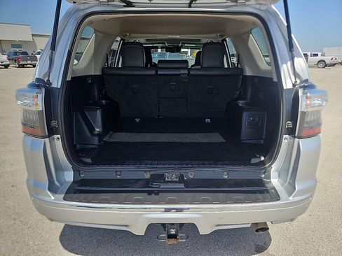 Used 2022 Toyota 4Runner Limited AWD/4WD image 15