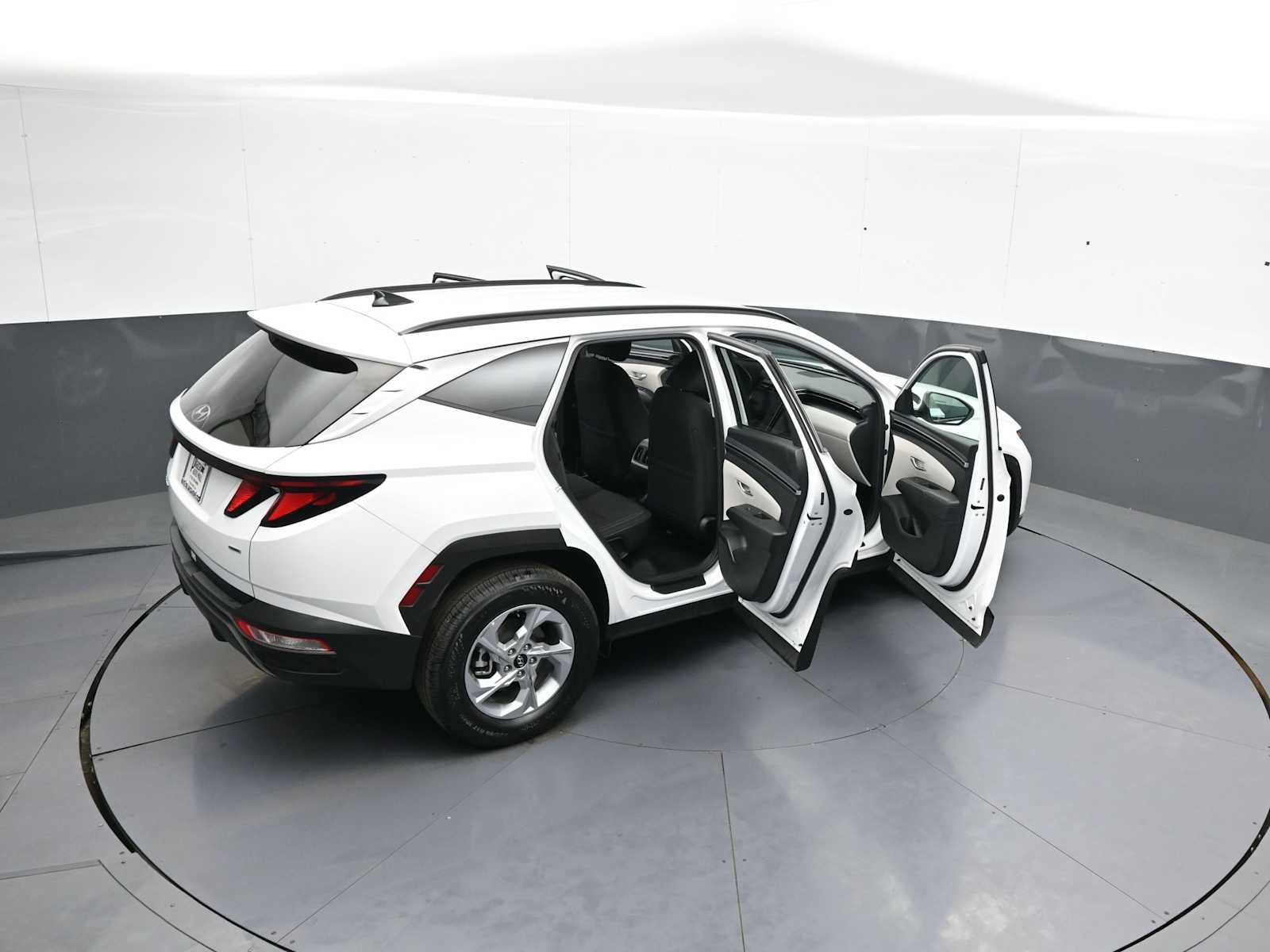 Used 2024 Hyundai Tucson SEL AWD/4WD image 45