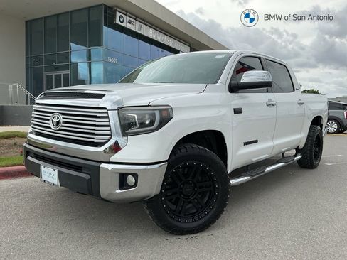 Used 2017 Toyota Tundra Limited RWD image 1