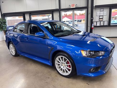Used 2015 Mitsubishi Lancer Evolution GSR image 22