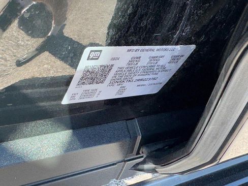 Used 2024 Chevrolet Tahoe High Country w/ Premium Package 2 image 28