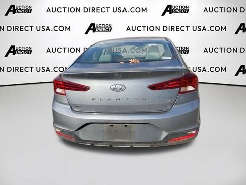 Used 2019 Hyundai Elantra SE image 5