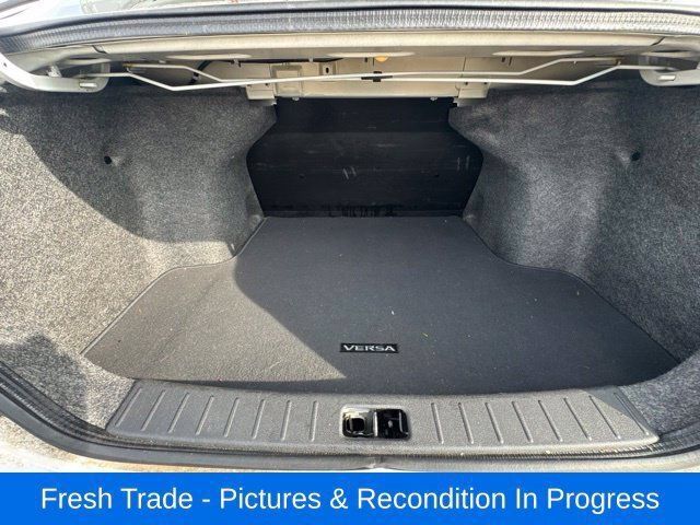 Used 2017 Nissan Versa S Plus FWD image 19