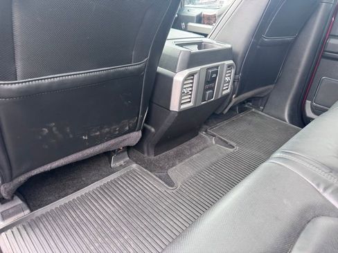 Used 2015 Ford F150 Platinum w/ Equipment Group 701A Luxury image 18