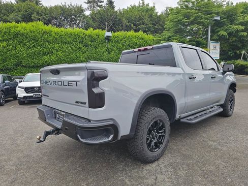 Used 2024 Chevrolet Silverado 1500 ZR2 w/ Technology Package AWD/4WD image 7