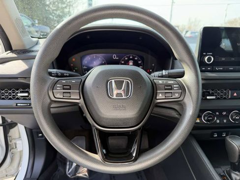 Used 2023 Honda Accord EX image 28