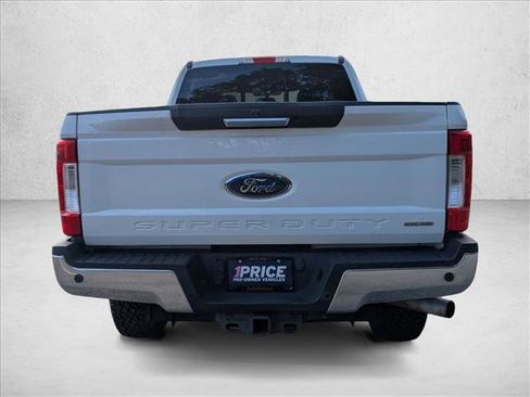 Used 2019 Ford F250 Lariat w/ Lariat Value Package image 6