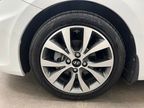 Used 2017 Hyundai Accent Value Edition FWD image 29