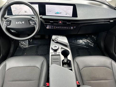 Used 2024 Kia EV6 Light image 15