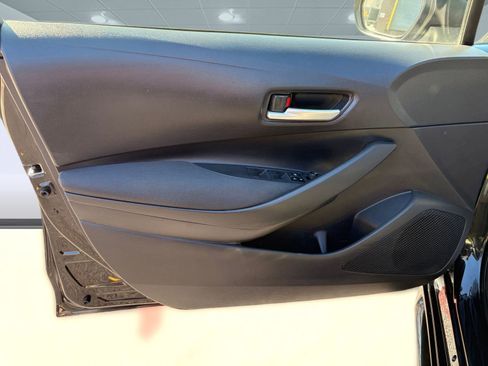 Used 2020 Toyota Corolla LE image 20