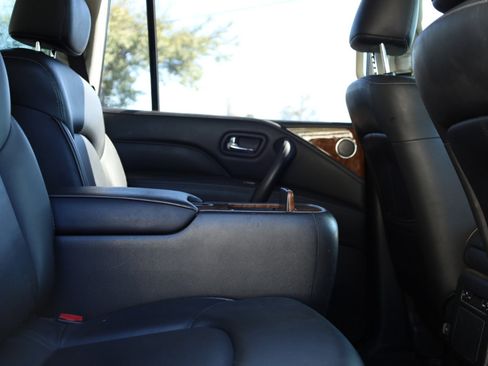 Used 2018 INFINITI QX80 2WD w/ Driver Assistance Package image 38