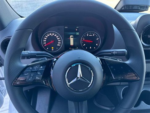 New 2025 Mercedes-Benz Sprinter 2500 image 25