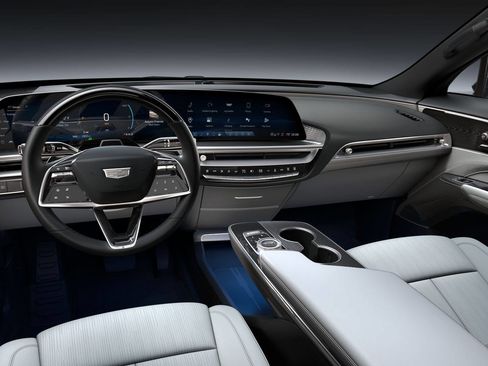 New 2026 Cadillac Lyriq Luxury w/ LPO, Floor Liner Package image 35