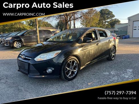 Used 2014 Ford Focus SE w/ Equipment Group 201A image 1