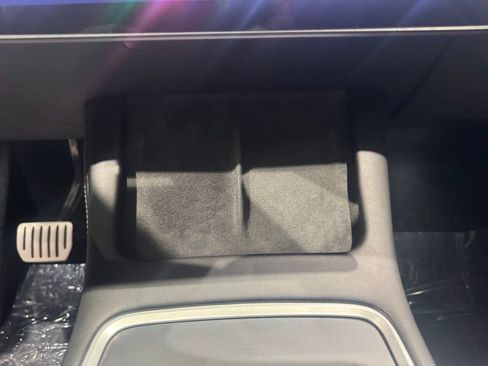 Used 2023 Tesla Model Y Performance AWD/4WD image 17
