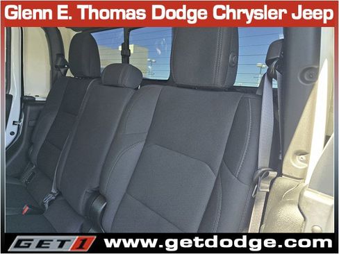 Certified 2022 Jeep Gladiator Willys image 26