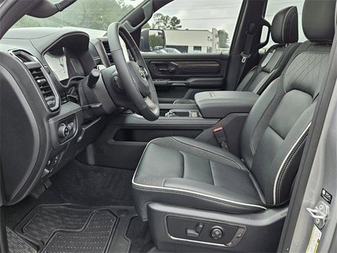New 2025 RAM 1500 Limited image 10