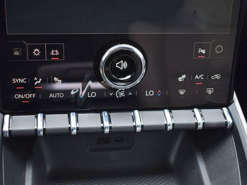 Used 2026 GMC Terrain Elevation w/ Elevation Premium Package AWD/4WD image 12