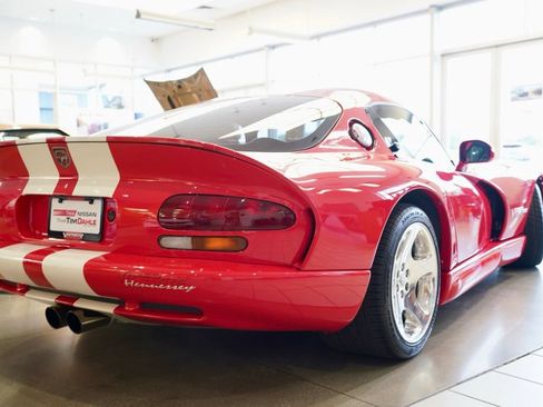 Used 2002 Dodge Viper GTS RWD image 3