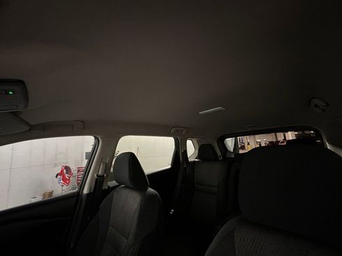 Used 2024 Nissan Rogue SV image 25