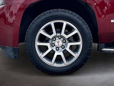 Used 2017 GMC Yukon Denali image 10